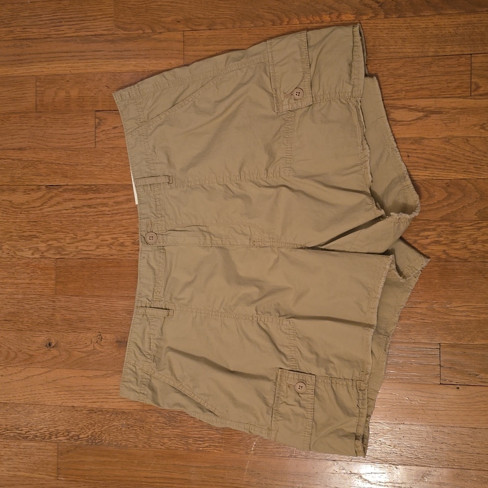 A.N.A BRAND WOMEN'S KAKHI MID- RISE SHORTIE SHORTS SIZE 16